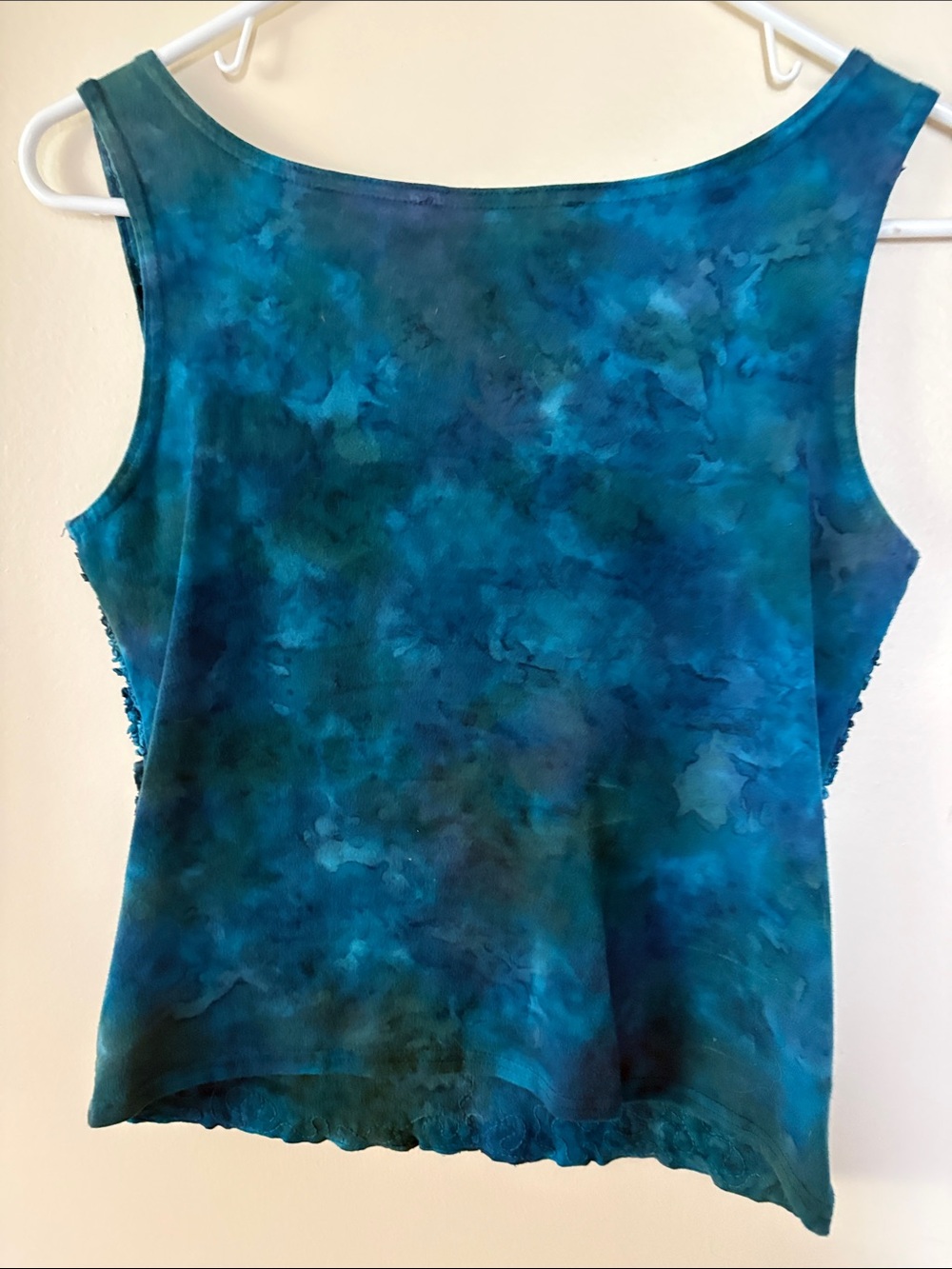 Mezon Teal Floral Appliqué Camisole - Picture 2 of 6